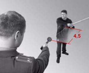 Расстояние выстрела до 4.5 метров